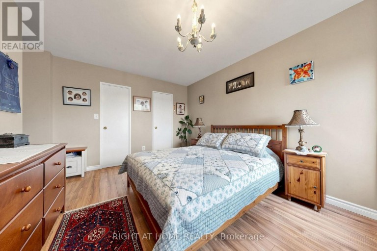 1116 - 15 VICORA LINKWAY, Toronto (Flemingdon Park), Ontario, M3C1A8