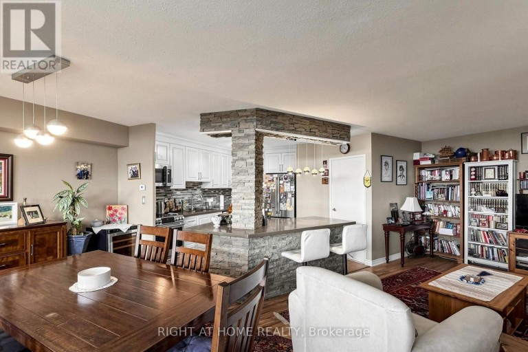 1116 - 15 VICORA LINKWAY, Toronto (Flemingdon Park), Ontario, M3C1A8