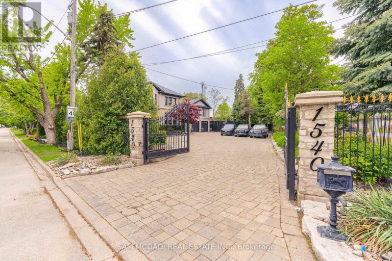 1540 MISSISSAUGA ROAD, Mississauga (Lorne Park), Ontario, L5H2K1