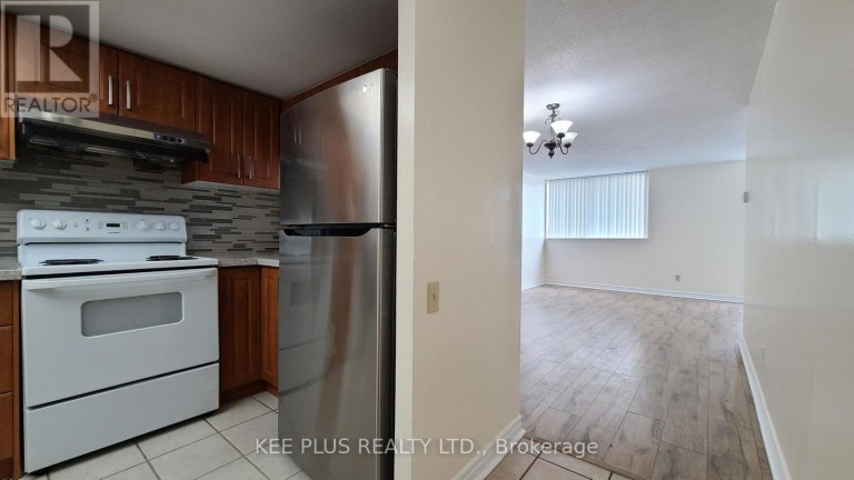 819 - 2466 EGLINTON AVENUE E, Toronto (Eglinton East), Ontario, M1K5J8