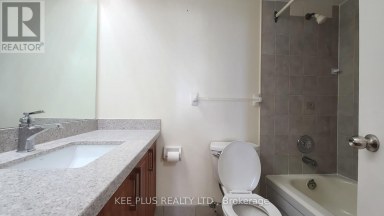 819 - 2466 EGLINTON AVENUE E Toronto (Eglinton East) Ontario photo 15