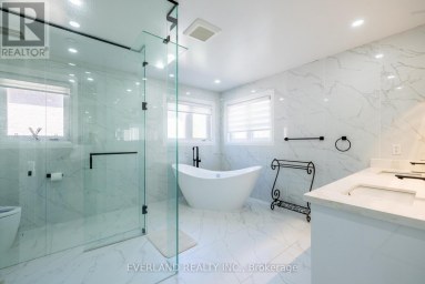 10 MEGARRY COURT Richmond Hill (Devonsleigh) Ontario photo 20