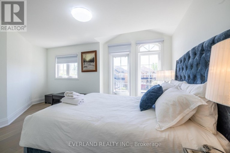 10 MEGARRY COURT, Richmond Hill (Devonsleigh), Ontario, L4S2S3