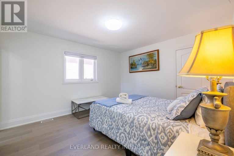 10 MEGARRY COURT, Richmond Hill (Devonsleigh), Ontario, L4S2S3