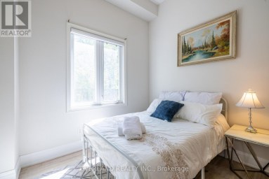 10 MEGARRY COURT Richmond Hill (Devonsleigh) Ontario photo 28