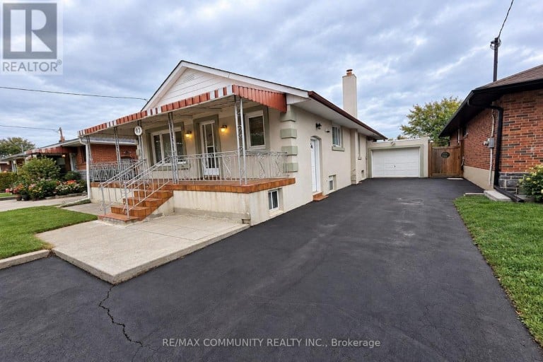 93 WARINGSTOWN DRIVE, Toronto (Wexford-Maryvale), Ontario, M1R4H5