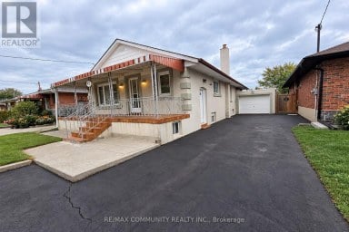 93 WARINGSTOWN DRIVE Toronto (Wexford-Maryvale) Ontario photo 1