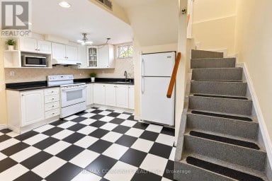 93 WARINGSTOWN DRIVE Toronto (Wexford-Maryvale) Ontario photo 27