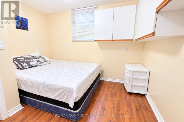 93 WARINGSTOWN DRIVE, Toronto (Wexford-Maryvale), Ontario, M1R4H5