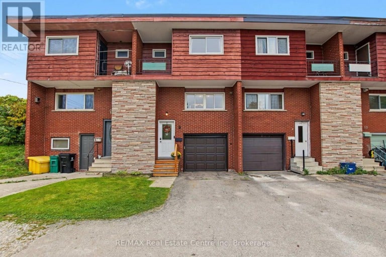 9 GREENBROOK DRIVE, Kitchener, Ontario, N2M4J5