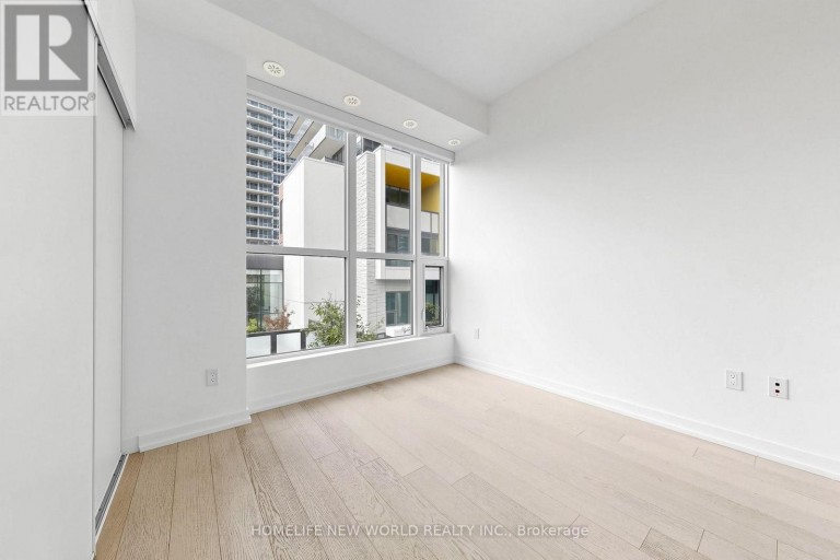 TH15 - 113 MCMAHON DRIVE, Toronto (Bayview Village), Ontario, M2K0E3