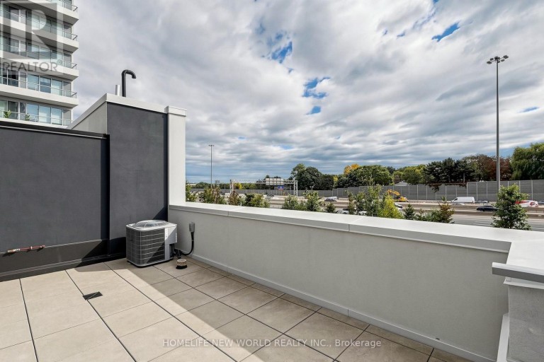TH15 - 113 MCMAHON DRIVE, Toronto (Bayview Village), Ontario, M2K0E3