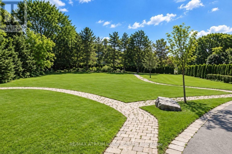 9 LEGACY COURT, Toronto (St. Andrew-Windfields), Ontario, M2L2Y7