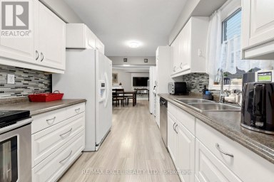 24 REDHEUGH CRESCENT Toronto (Steeles) Ontario photo 13