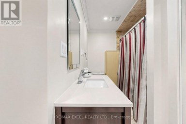 24 REDHEUGH CRESCENT Toronto (Steeles) Ontario photo 32