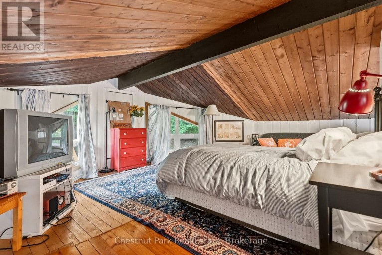 1047 HALLETT ROAD S, Muskoka Lakes (Medora), Ontario, P0B1J0