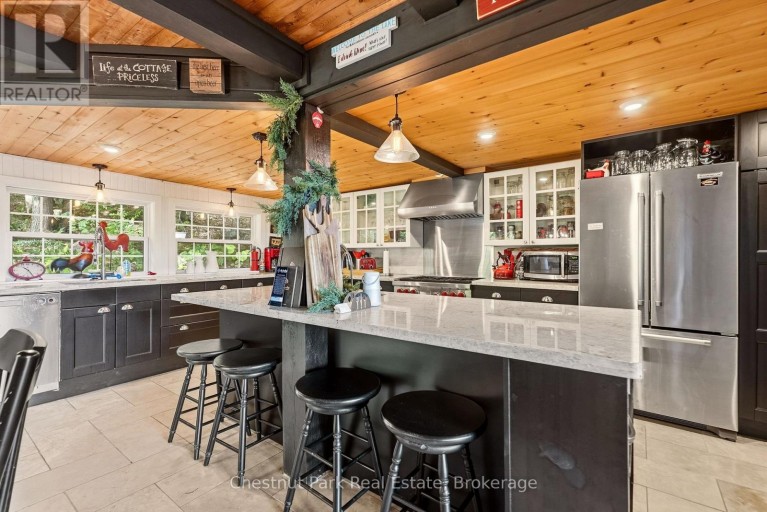 1047 HALLETT ROAD S, Muskoka Lakes (Medora), Ontario, P0B1J0