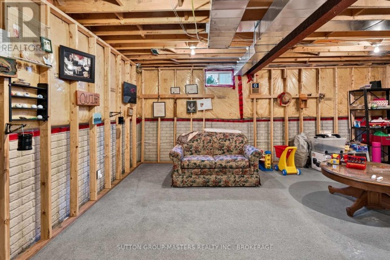 43 COUNTRY CLUB DRIVE, Loyalist (Bath), Ontario, K0H1G0