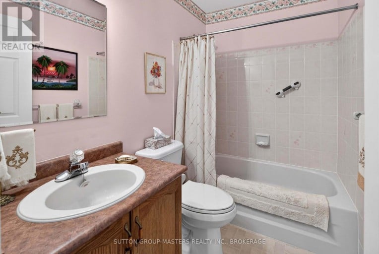 39 ABBEY DAWN DRIVE, Loyalist (Bath), Ontario, K0H1G0