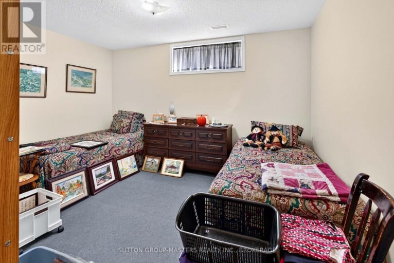 39 ABBEY DAWN DRIVE, Loyalist (Bath), Ontario, K0H1G0