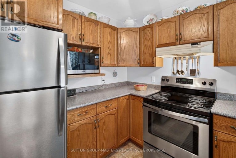 39 ABBEY DAWN DRIVE, Loyalist (Bath), Ontario, K0H1G0