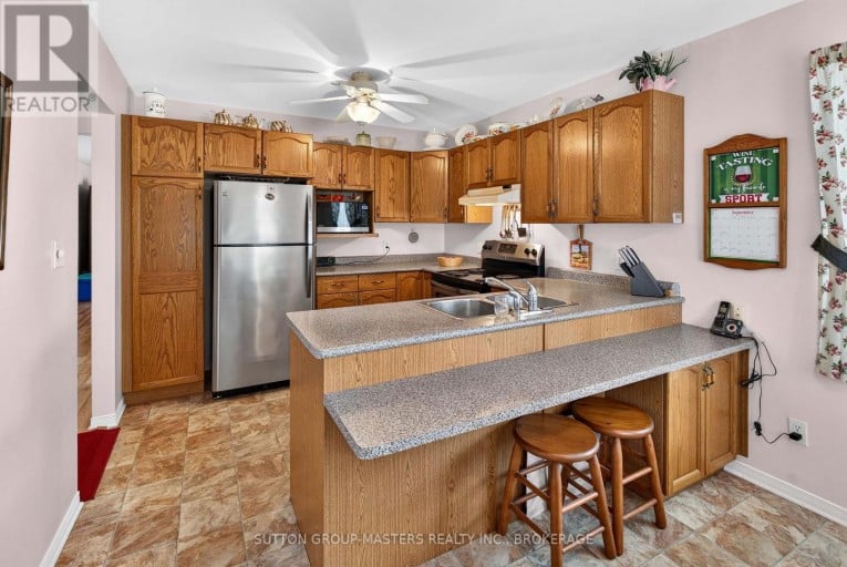 39 ABBEY DAWN DRIVE, Loyalist (Bath), Ontario, K0H1G0