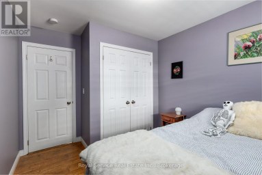 6 CLIFTON ROAD Port Hope Ontario photo 22