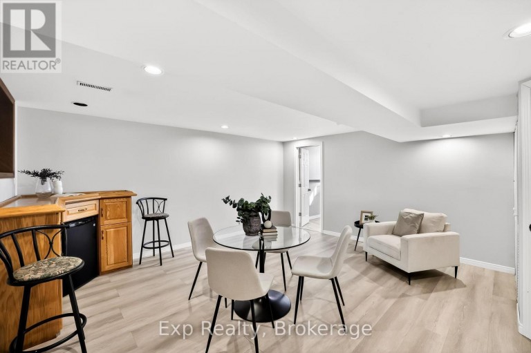 1175 LAKESHORE ROAD, Port Hope, Ontario, L1A3V7