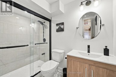 66 LONGSHORE WAY Whitby (Port Whitby) Ontario photo 39