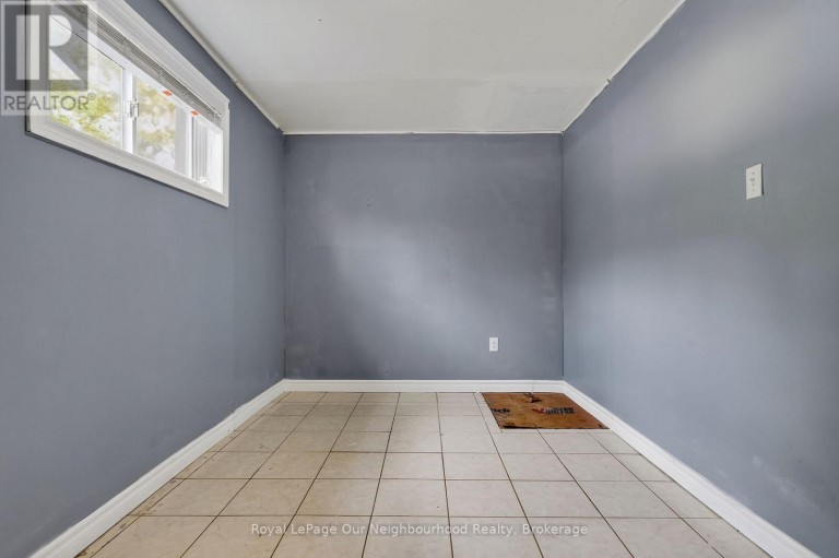44 BARBARA STREET, Quinte West (Trenton Ward), Ontario, K8V1Z5