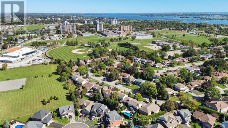 69 KENSINGTON CRESCENT, Belleville (Belleville Ward), Ontario, K8P4T4