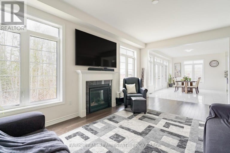 2263 LOZENBY STREET, Innisfil (Alcona), Ontario, L9S0M8