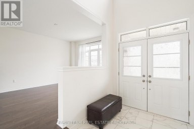2263 LOZENBY STREET Innisfil (Alcona) Ontario photo 5