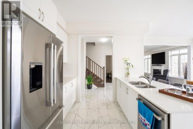2263 LOZENBY STREET Innisfil (Alcona) Ontario photo 7