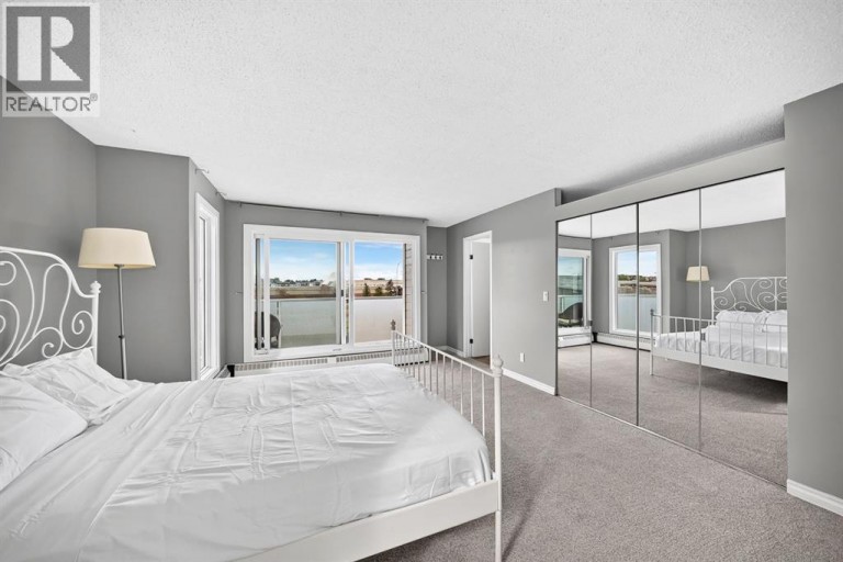 303, 3737 42 Street NW, Calgary, Alberta, T3A2M8