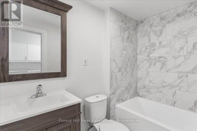 29 SYKES STREET N Meaford Ontario photo 14