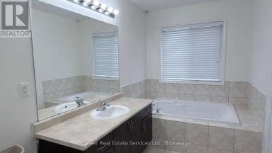 123 SILVERWOOD CIRCLE Ajax (Central East) Ontario photo 13
