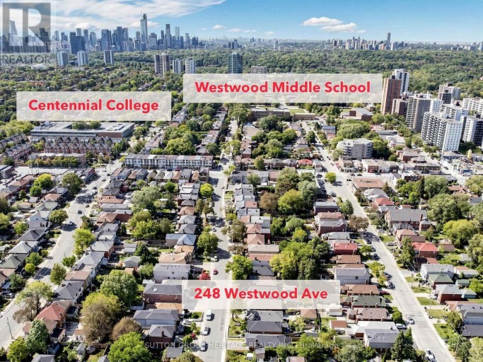 248 WESTWOOD AVENUE, Toronto (Danforth Village-East York), Ontario, M4J2H4