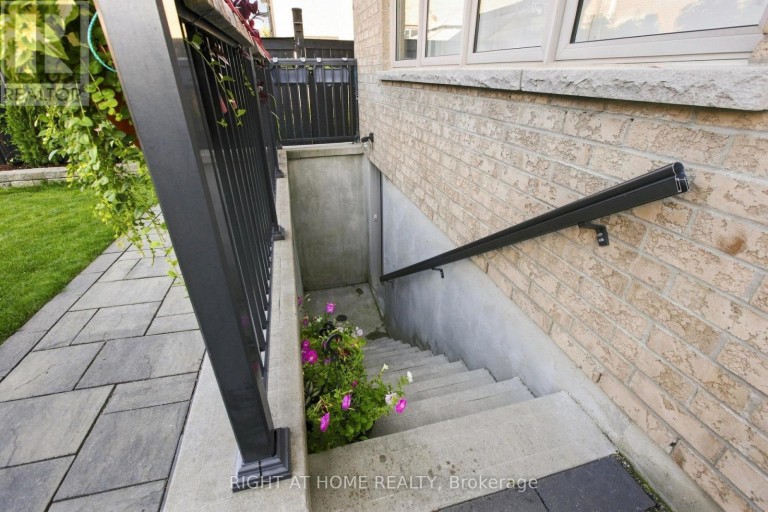 2349 DRESS CIRCLE CRESCENT, Oshawa (Windfields), Ontario, L1L0L8
