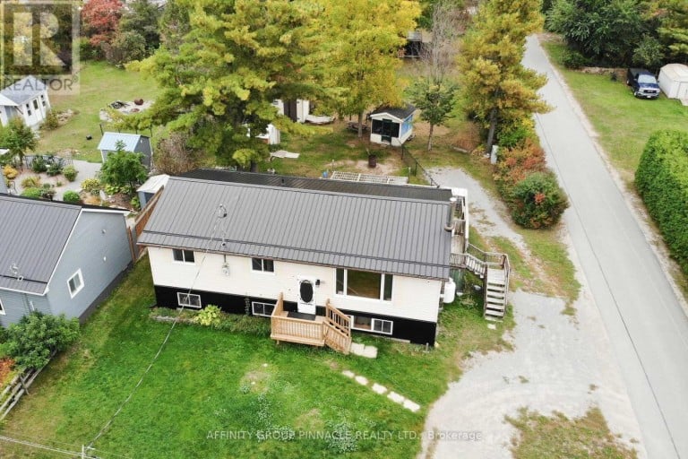 24 OAKWOOD DRIVE, Kawartha Lakes (Verulam), Ontario, K0M1N0