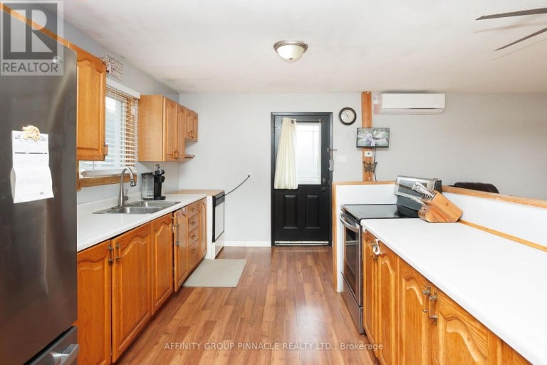 24 OAKWOOD DRIVE, Kawartha Lakes (Verulam), Ontario, K0M1N0