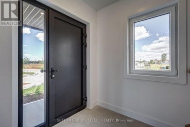 4 - 3090 PETTY ROAD London South (South V) Ontario photo 4