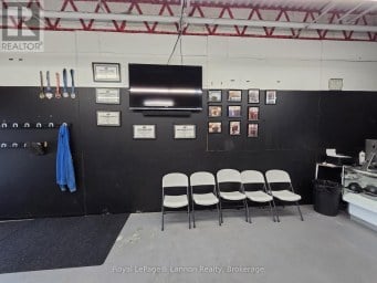 910 MEMORIAL AVENUE Thunder Bay (Inner-City Industrial) Ontario photo 18