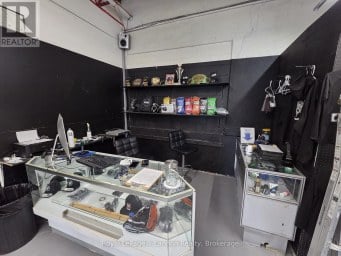 910 MEMORIAL AVENUE Thunder Bay (Inner-City Industrial) Ontario photo 20
