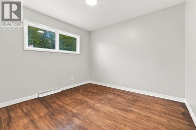 203 42 Avenue SW Calgary Alberta photo 13