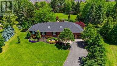 5 CRAIG COURT Clarington (Bowmanville) Ontario photo 2