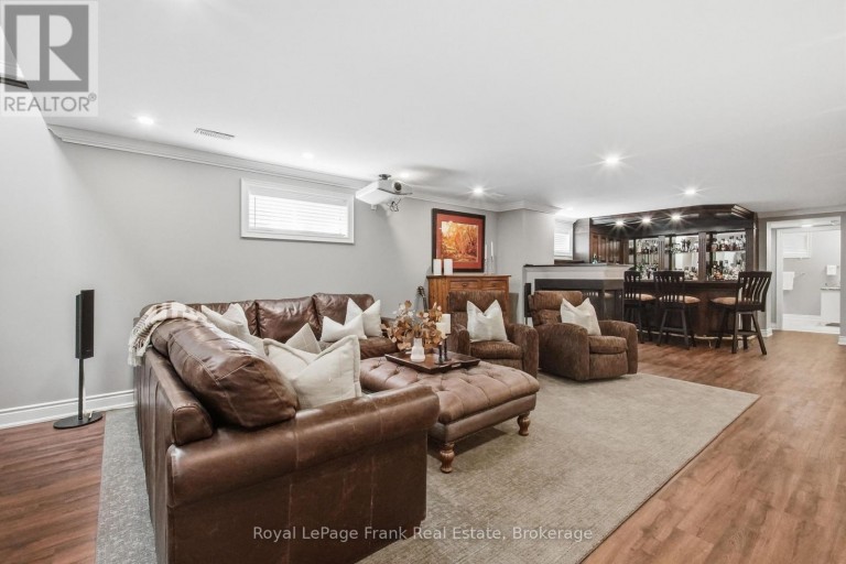 5 CRAIG COURT, Clarington (Bowmanville), Ontario, L1C4H6