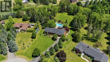 5 CRAIG COURT Clarington (Bowmanville) Ontario photo 3