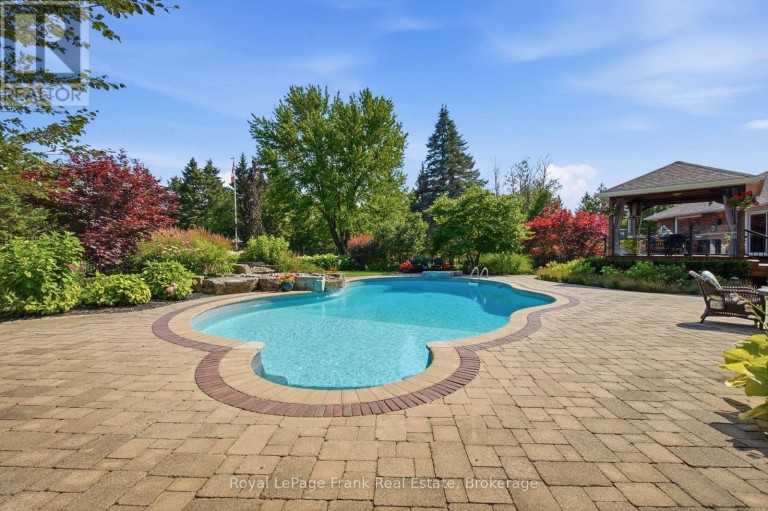 5 CRAIG COURT, Clarington (Bowmanville), Ontario, L1C4H6
