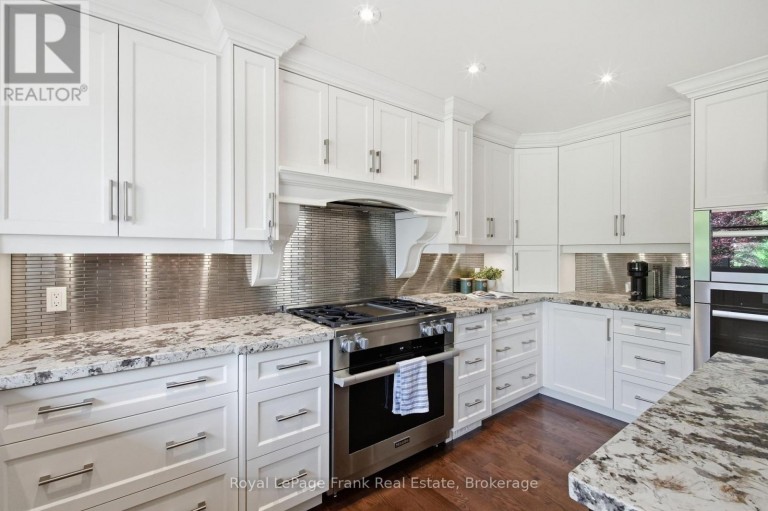 5 CRAIG COURT, Clarington (Bowmanville), Ontario, L1C4H6